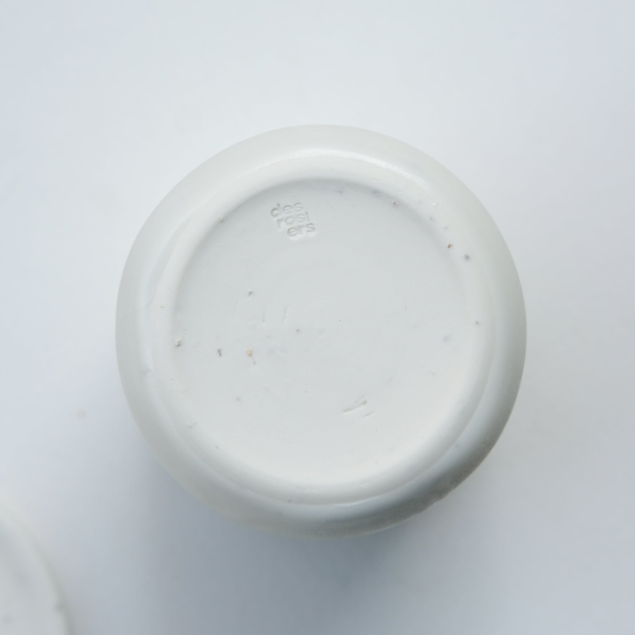Tasse et soucoupe en porcelaine 170ml - blanc de studio des rosiers chez Brutal Ceramics