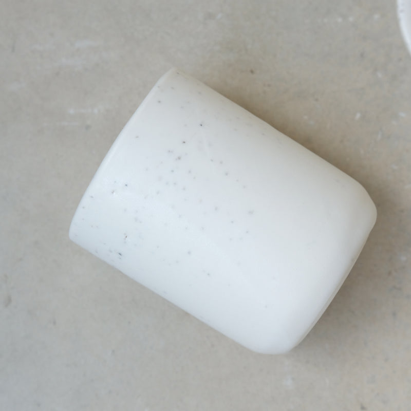 Tasse et soucoupe en porcelaine 170ml - blanc de studio des rosiers chez Brutal Ceramics