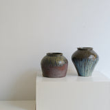 Vase en grès recoltée H19cm de Dai Shikai chez Brutal Ceramics