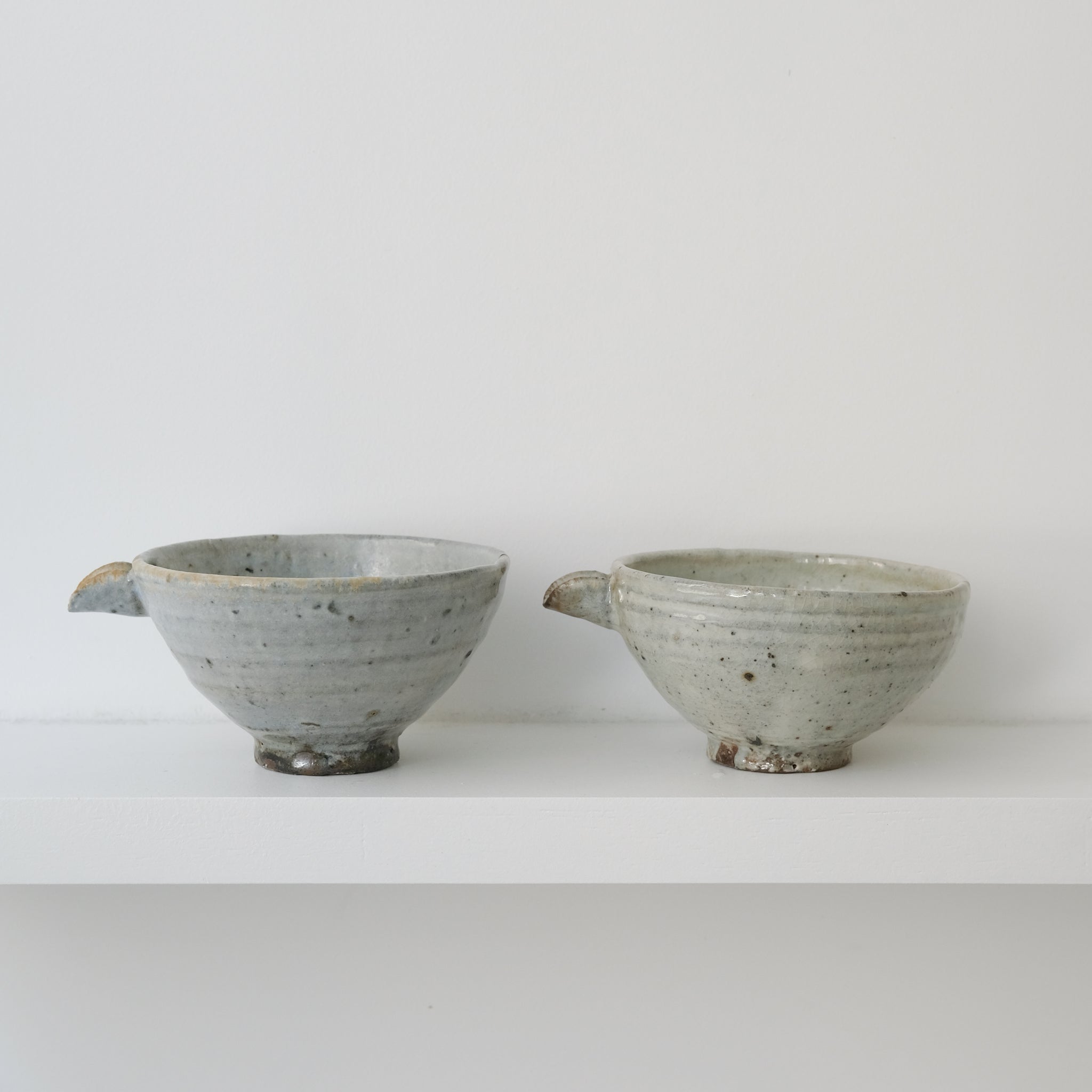 Verseuse en grès D12,5cm de Dai Shikai chez Brutal Ceramics