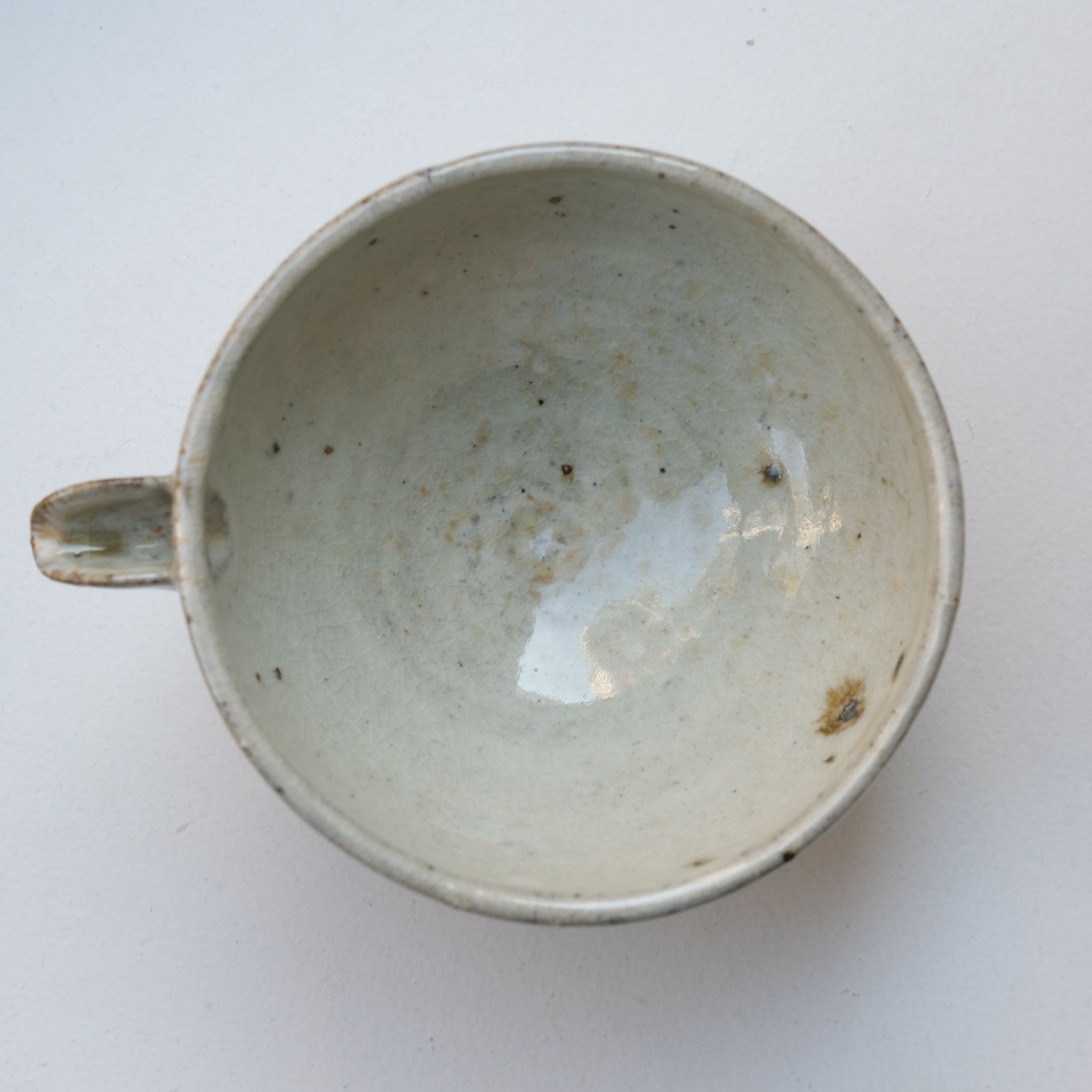 Verseuse en grès D12,5cm de Dai Shikai chez Brutal Ceramics