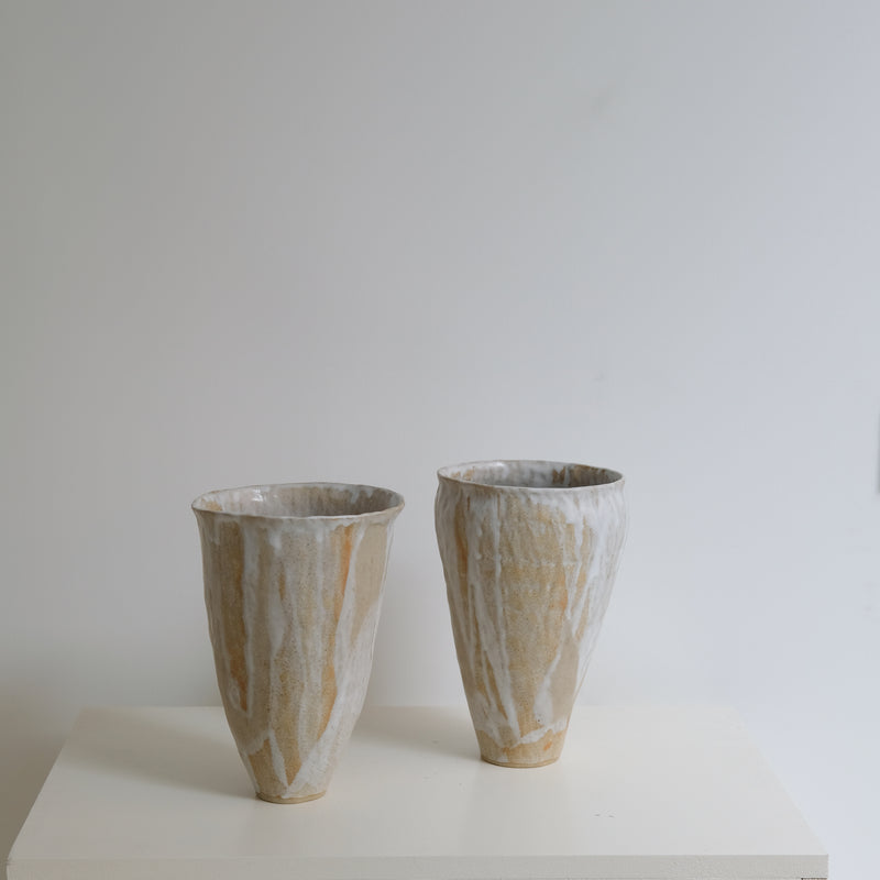 Vase 01 en grès H 27cm - Blanc beige Lola Moreau chez Brutal Ceramics