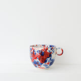 Tasse en porcelaine 350ml- bleu et rouge chez Brutal Ceramics