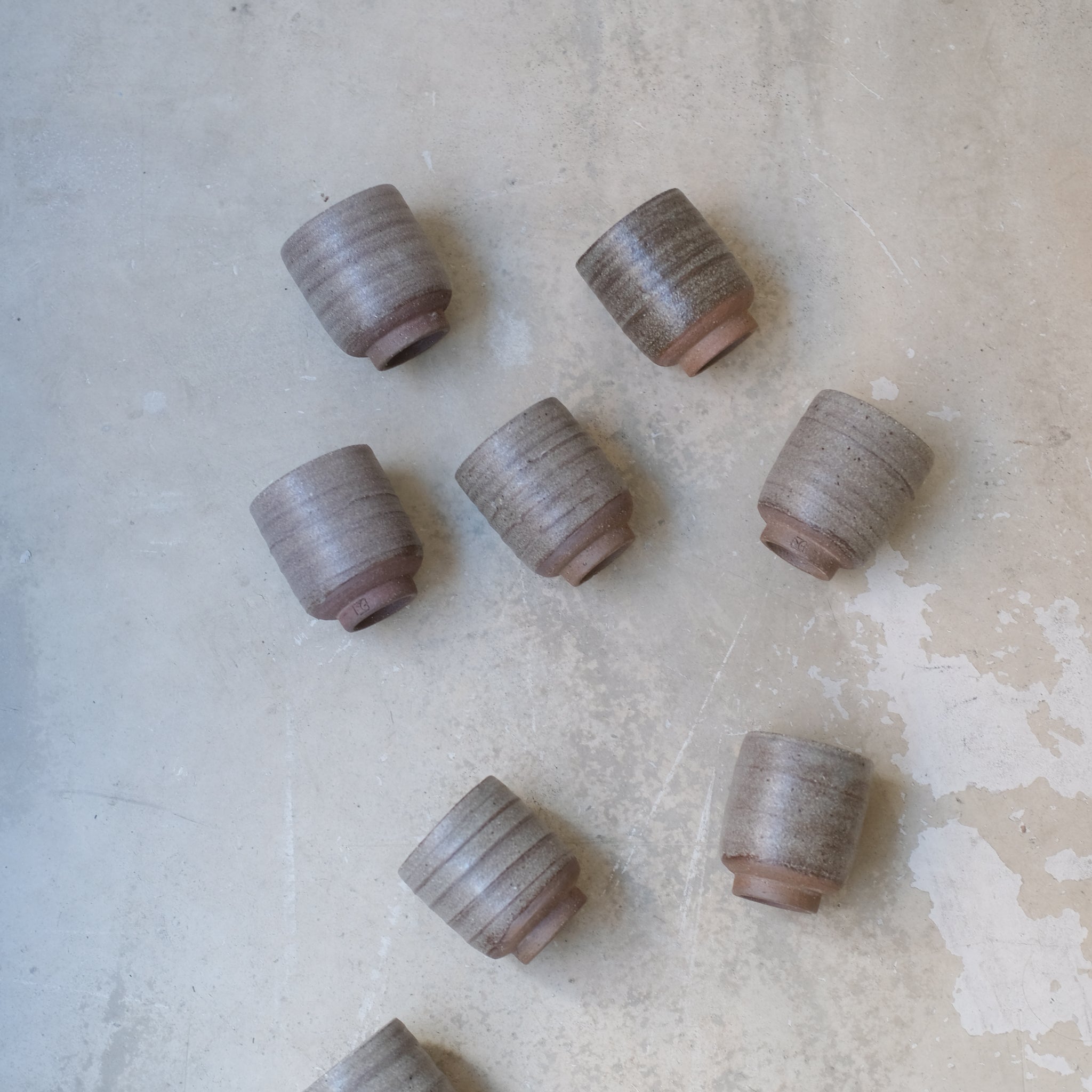 Tasse en grès 130ml - Gris mat d'Atelier Mage chez Brutal Ceramics