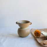 Vase en grès par l'atelier setsuko chez Brutal Ceramics