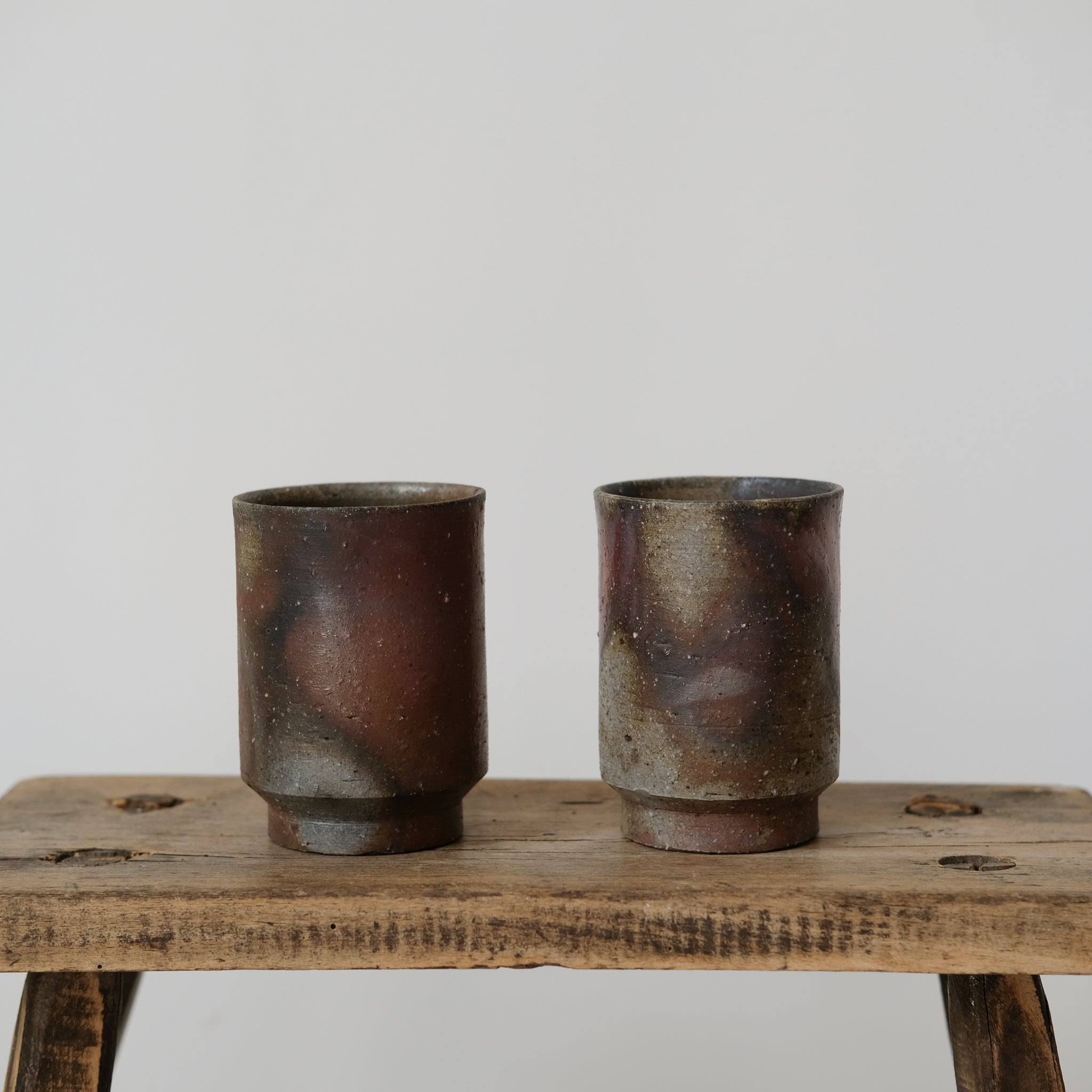 Tasses Bizen Yaki L japonaises par Asemi chez Brutal Ceramics
