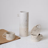 Pot Milky par Camille Esnée chez Brutal Ceramics