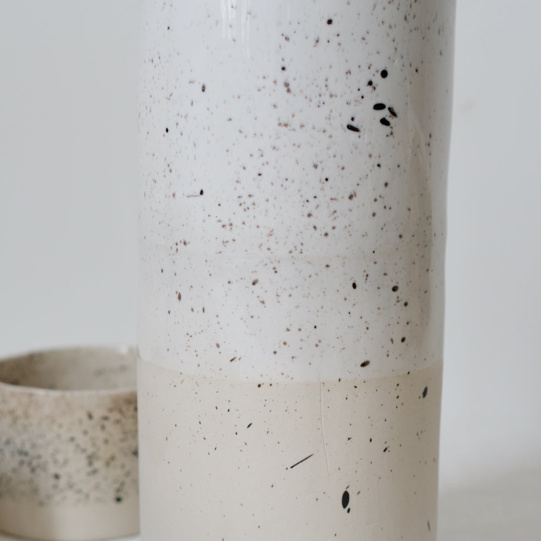 Pot Milky par Camille Esnée chez Brutal Ceramics