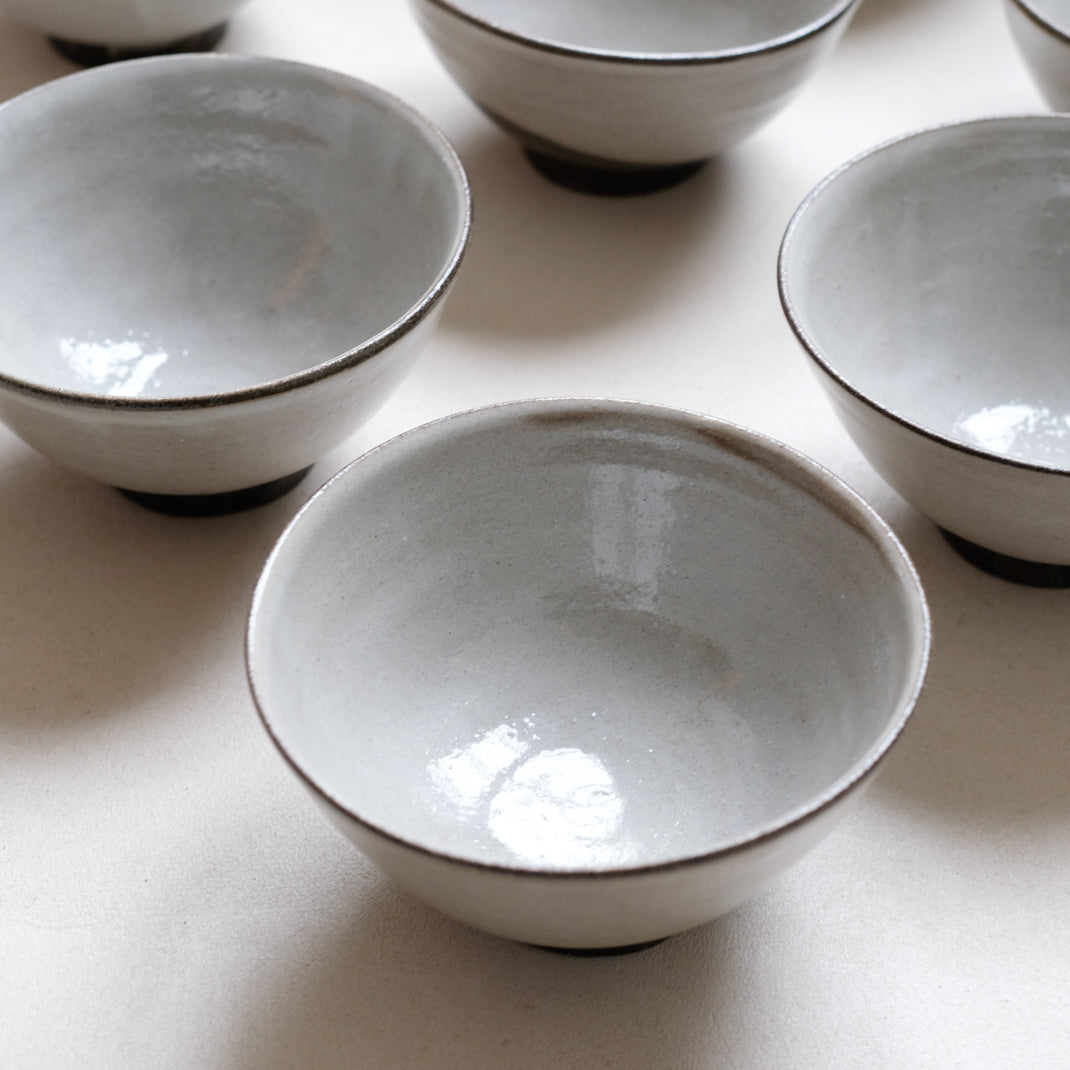 Bol réalisé à la main par Dauphine Scalbert chez Brutal Ceramics