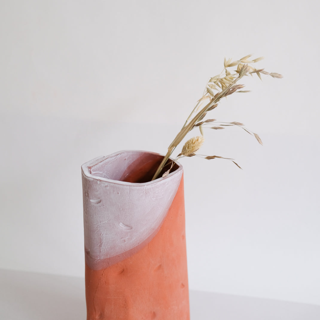 Vase Kume_27 d'Emmanuelle Roule chez Brutal Ceramics