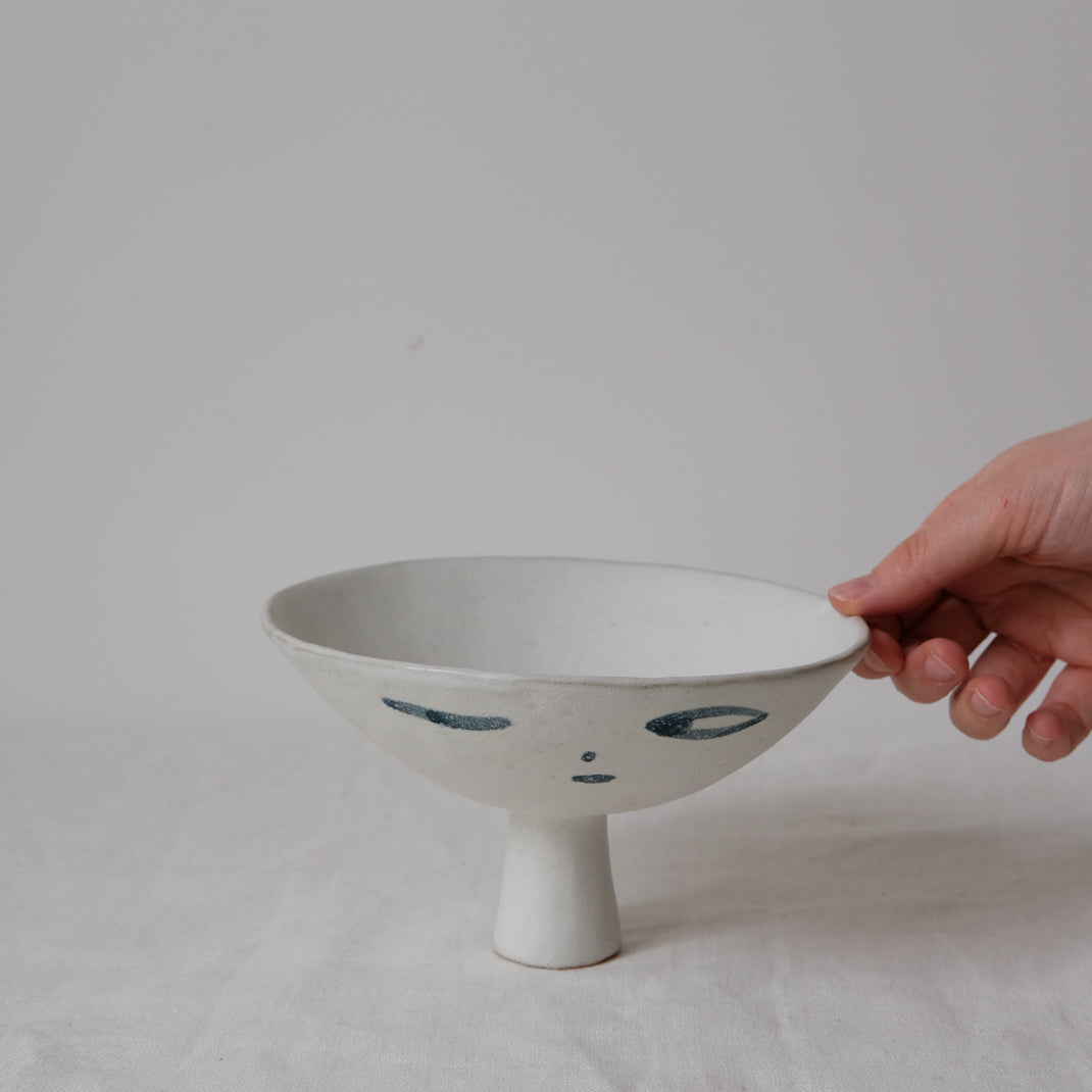 Coupe visage de Madoka Rindal chez Brutal Ceramics
