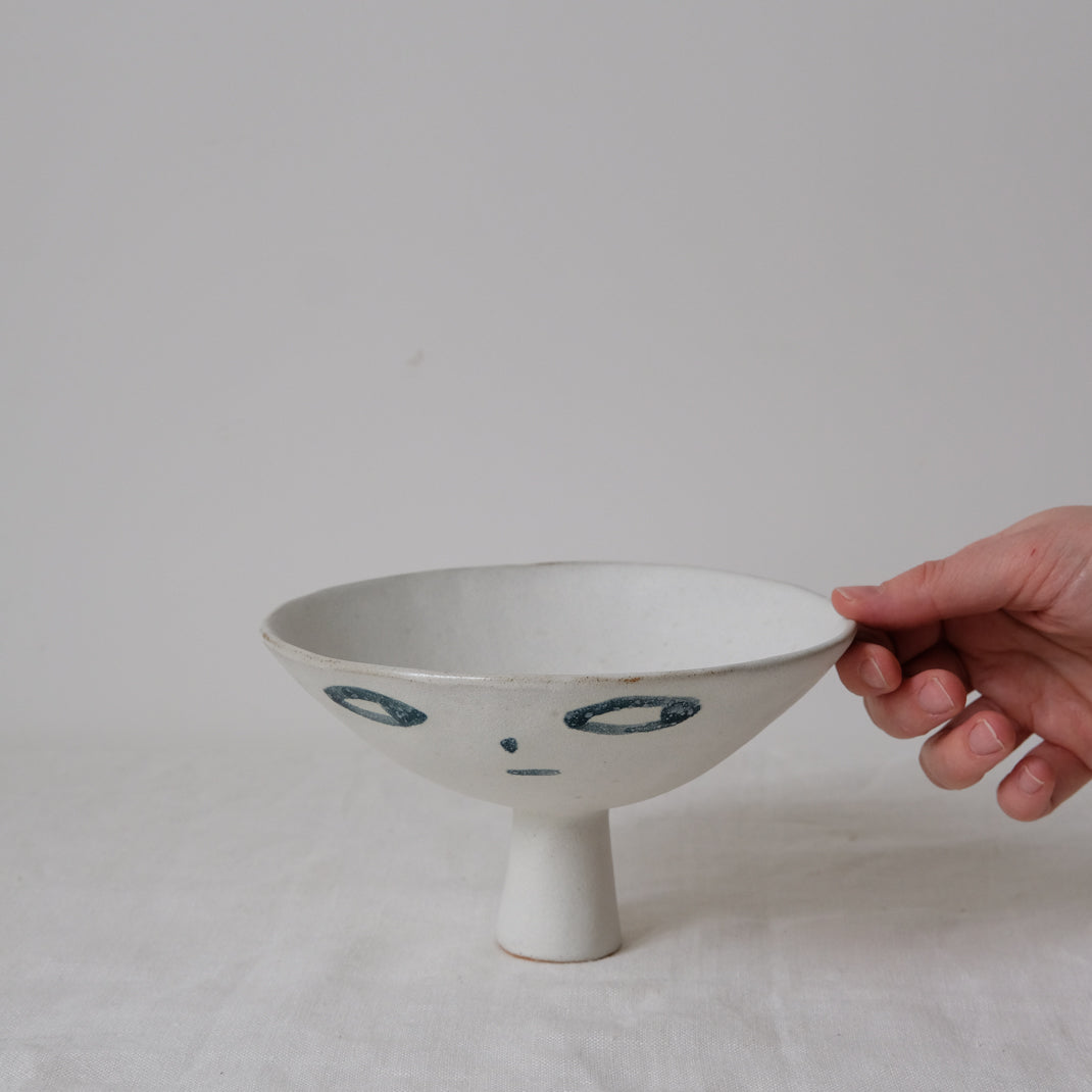 Coupe visage de Madoka Rindal chez Brutal Ceramics
