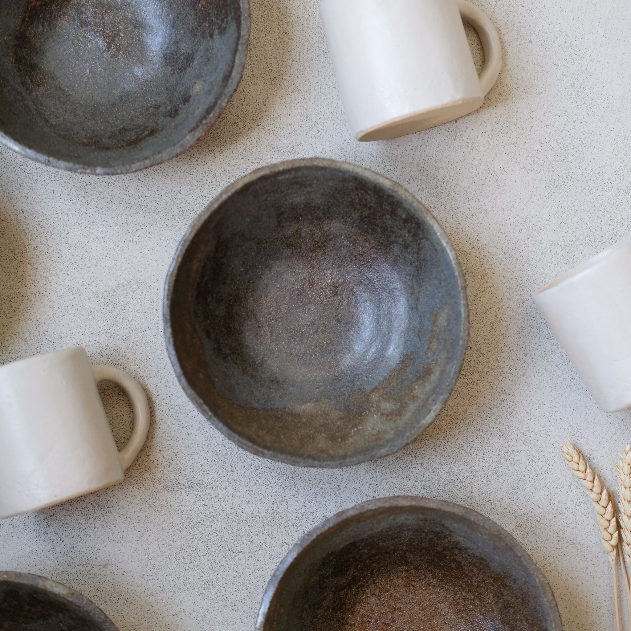 Bol en grès de Mathilde Martin chez Brutal Ceramics