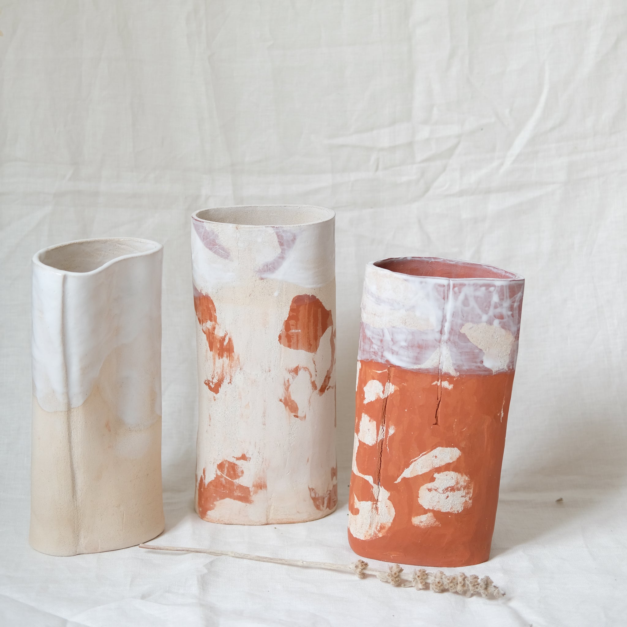 Vase ETO_02 d'Emmanuelle Roule chez Brutal Ceramics