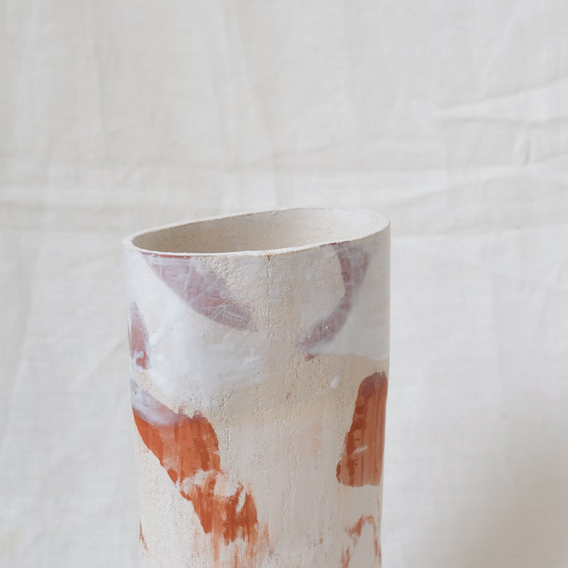 Vase ETO_01 d'Emmanuelle Roule chez Brutal Ceramics