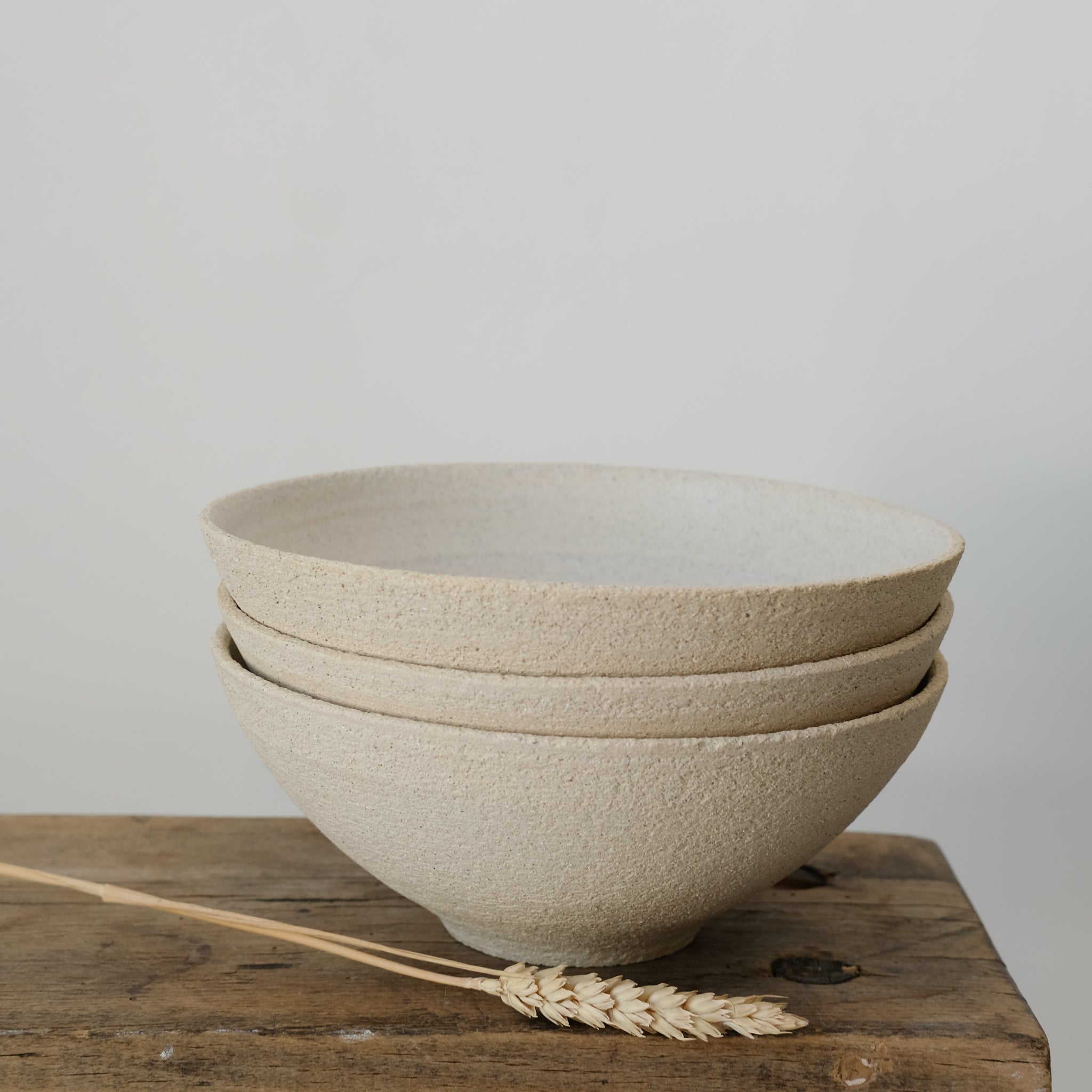 Bol en grès par Pauline Boisaubert chez Brutal Ceramics