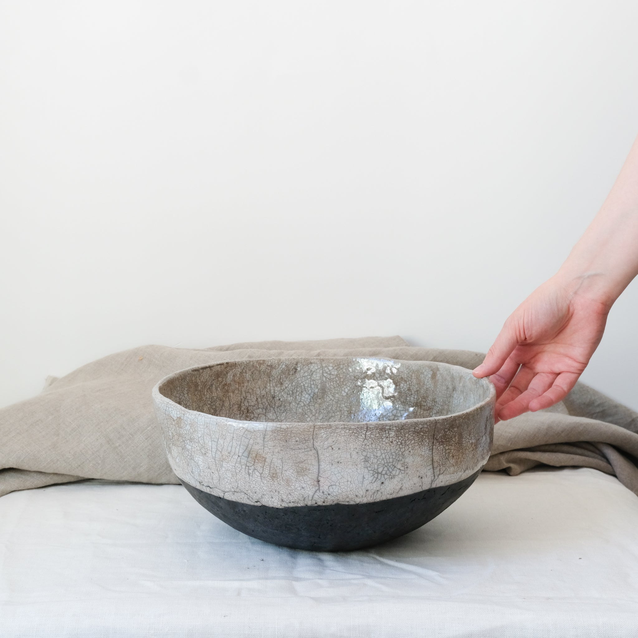 Saladier 02 Raku en grès par la céramiste Potry chez Brutal
