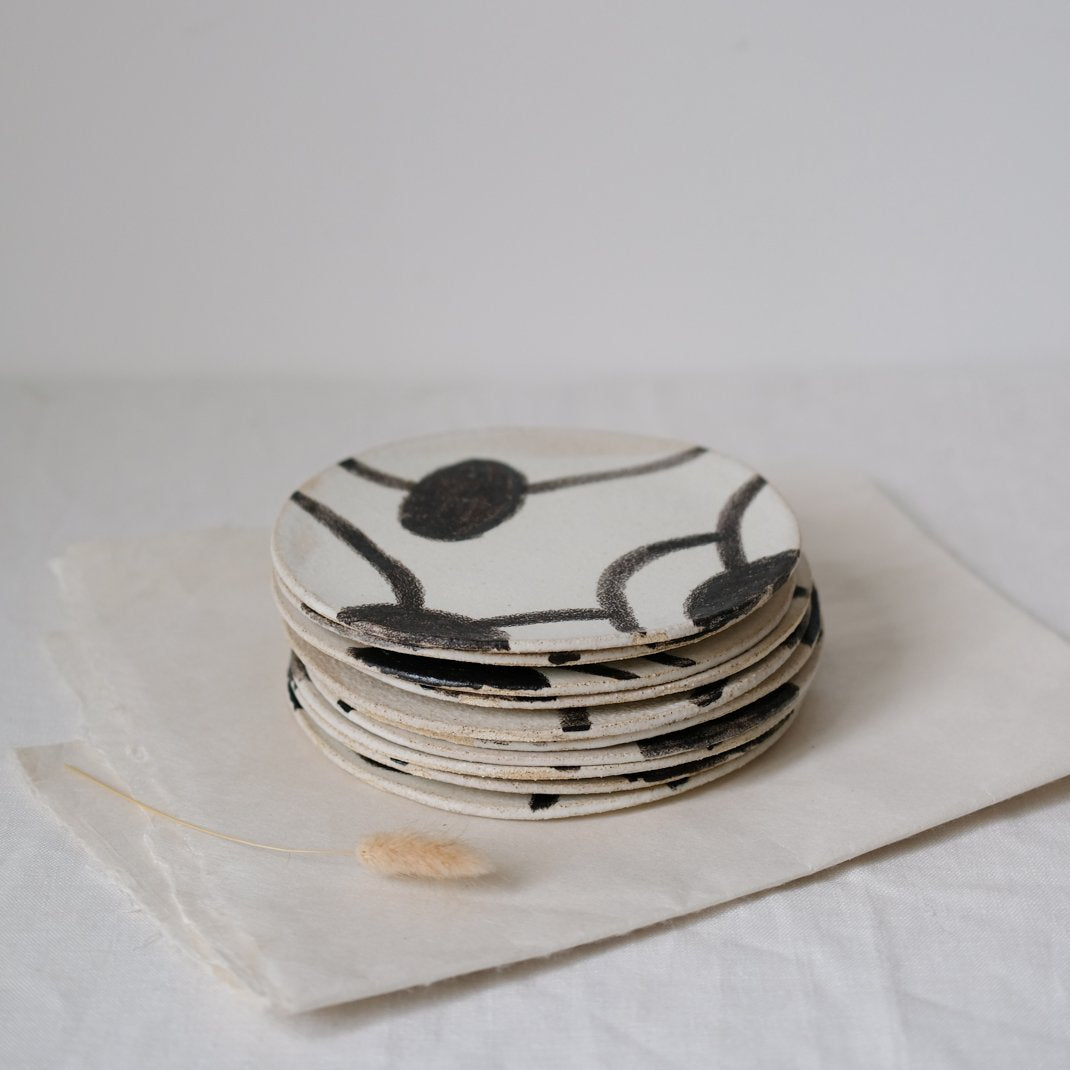 Assiette Chill par Asterisque chez Brutal Ceramics
