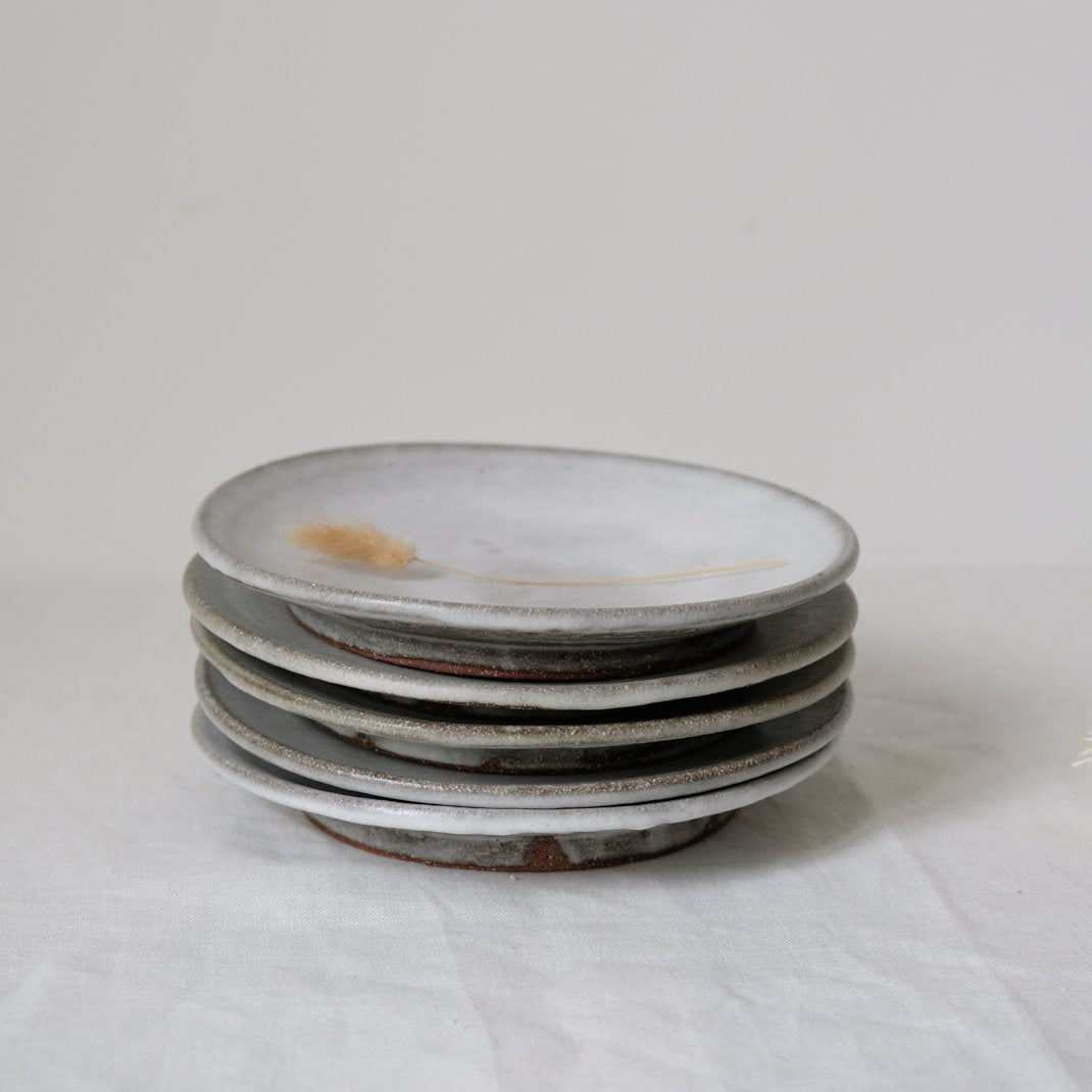 Assiette faite exclusivement par Benoit Audureau pour Brutal Ceramics