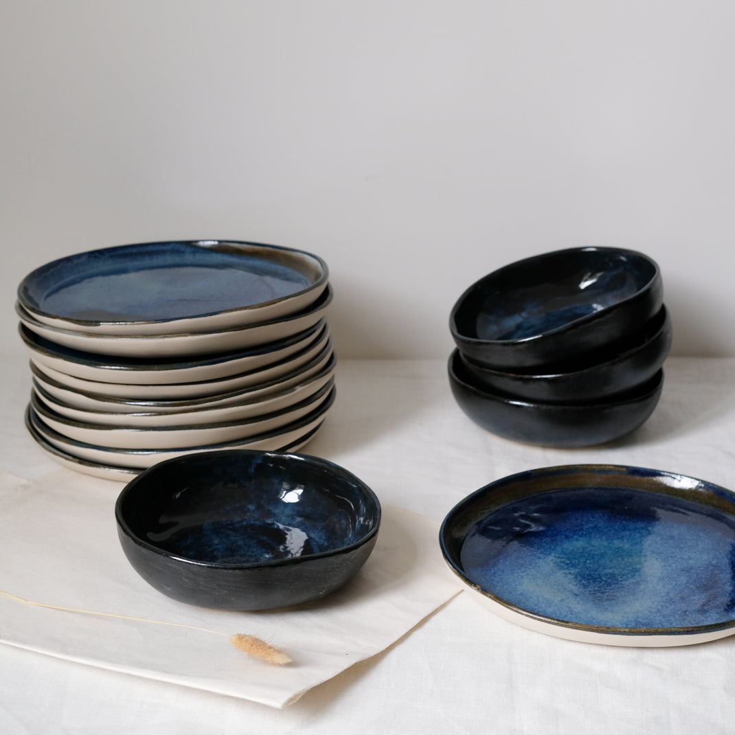 Assiette creuse d'Haeghen chez Brutal Ceramics