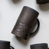 Mug de Keiichi Tanaka chez Brutal Ceramics