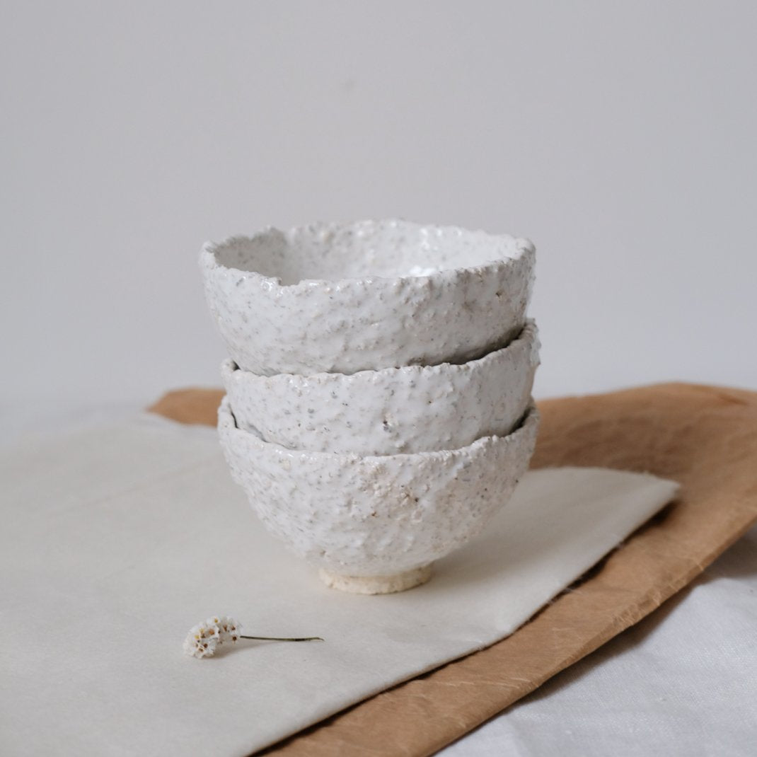 Bol en grès chamotté par Mathilde Martin chez Brutal Ceramics