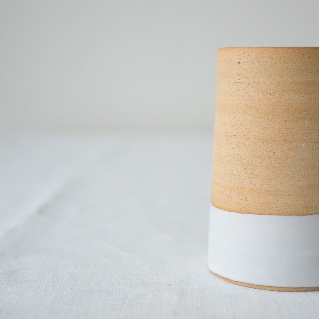 Mug faconné à la main par l'Atelier Epiney à Berlin en Allemagne
