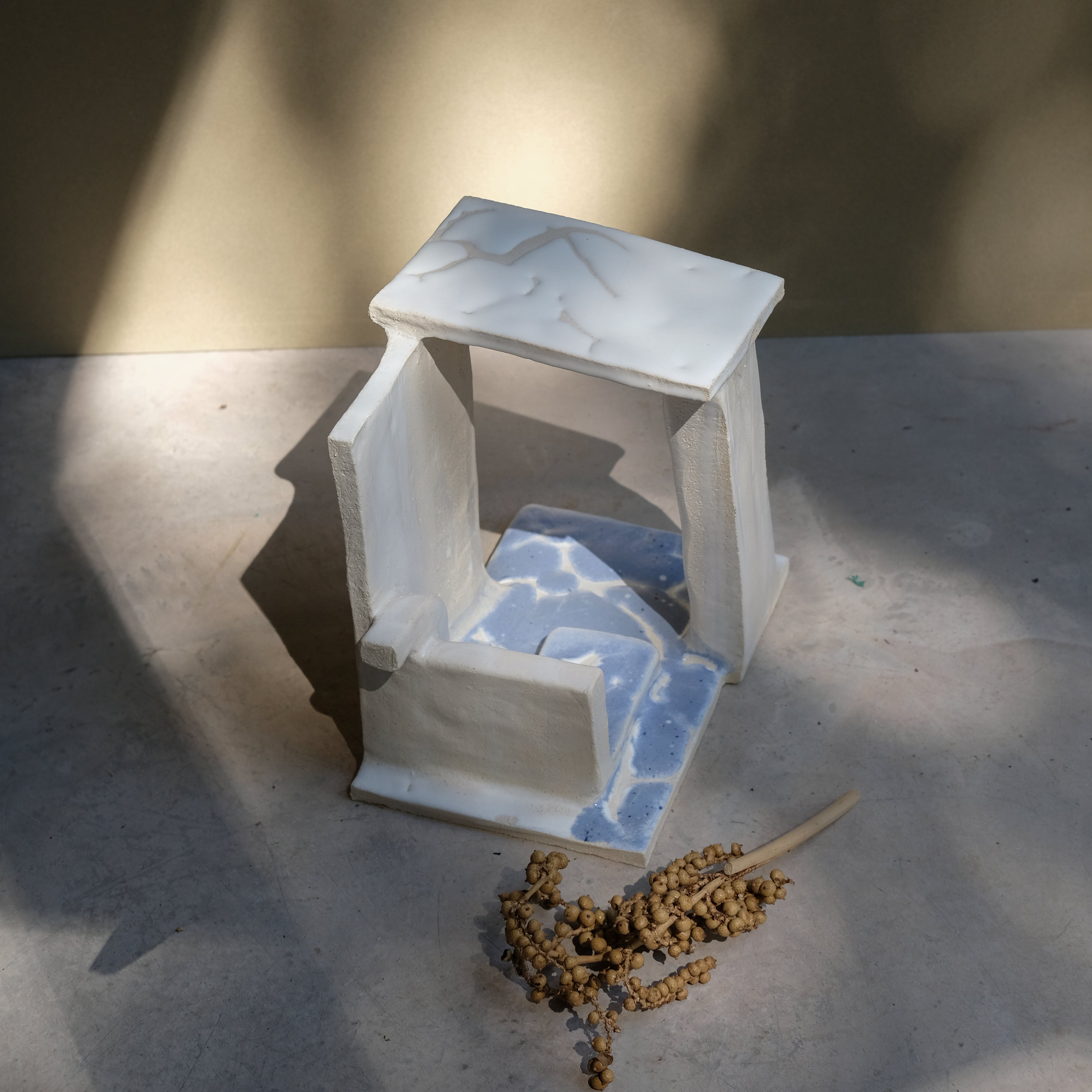 MA 10__ micro-architecture, a bit seaside