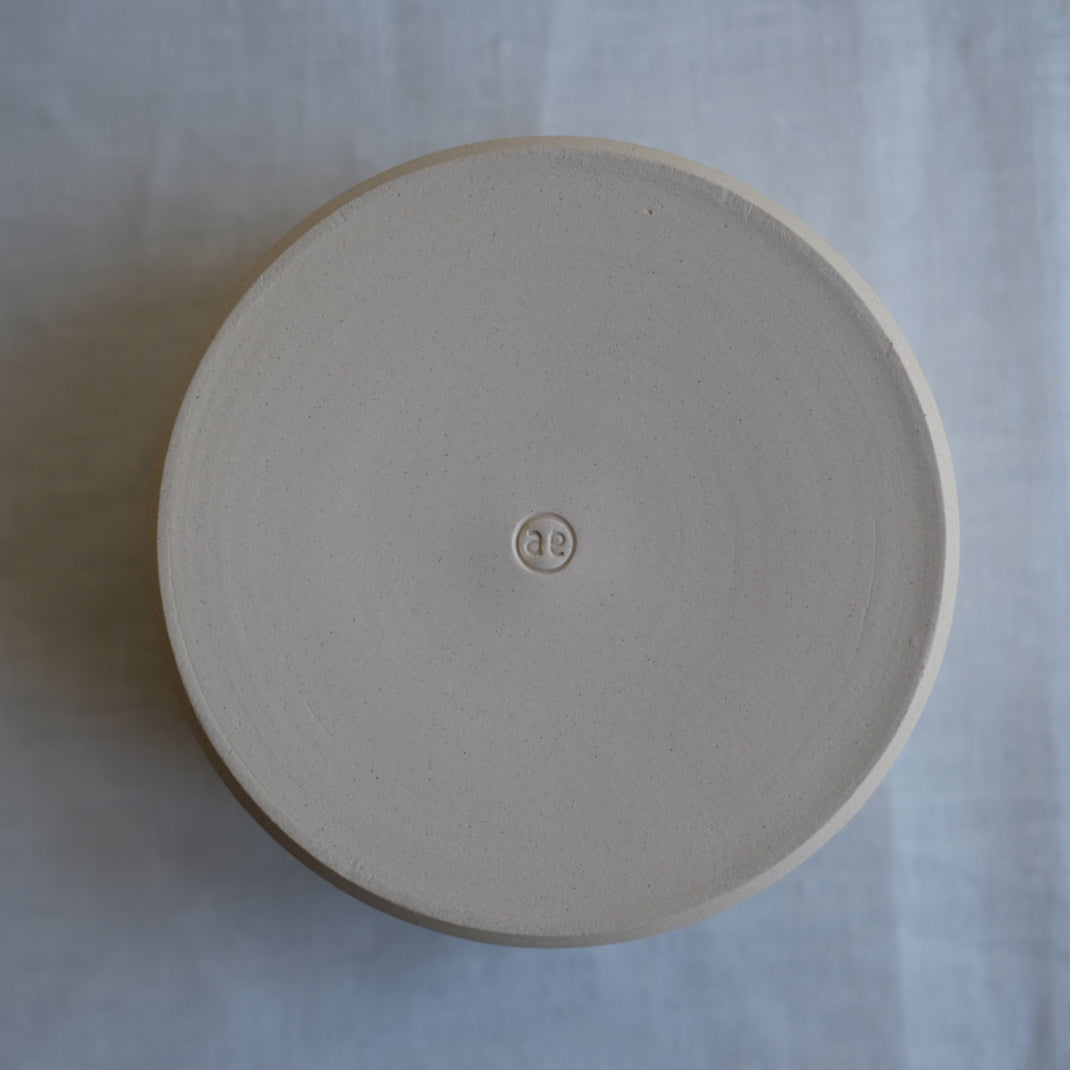 Bol "Neve" blanc/écru en grès d'Atelier Epiney chez Brutal Ceramics