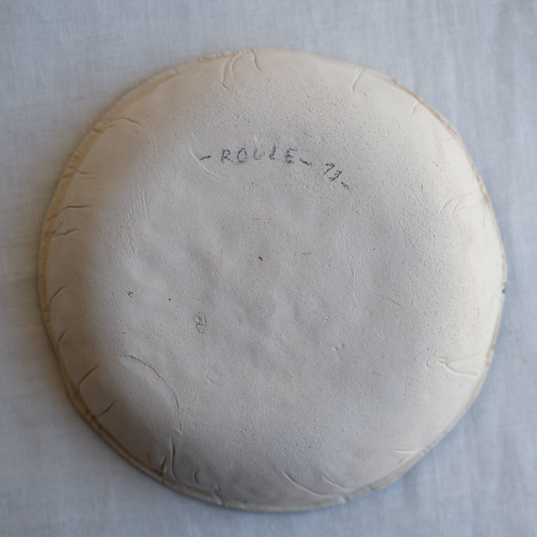 Assiette creuse Ima d'Emmanuelle Roule chez Brutal Ceramics