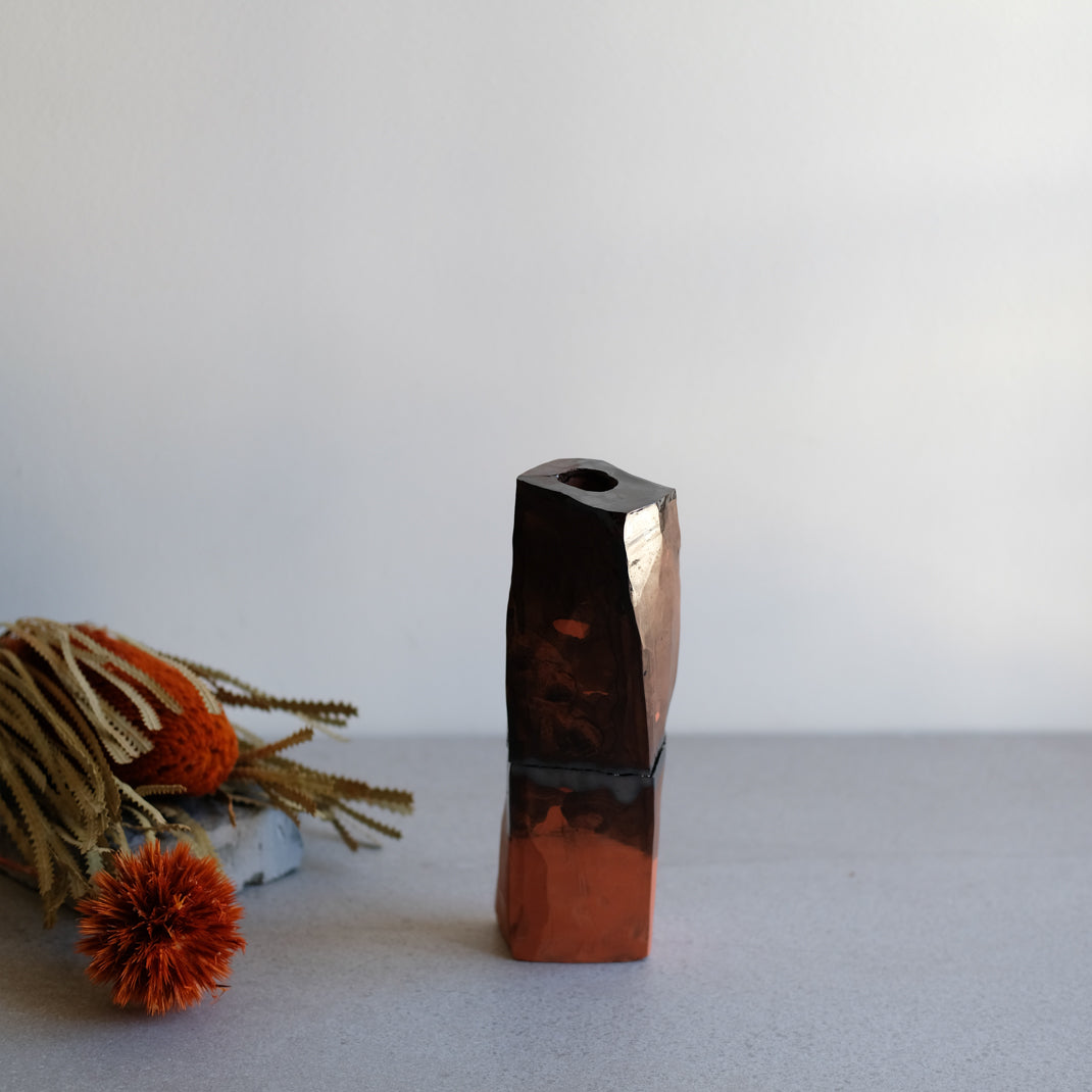 Vase Kume_17 d'Emmanuelle Roule chez Brutal Ceramics