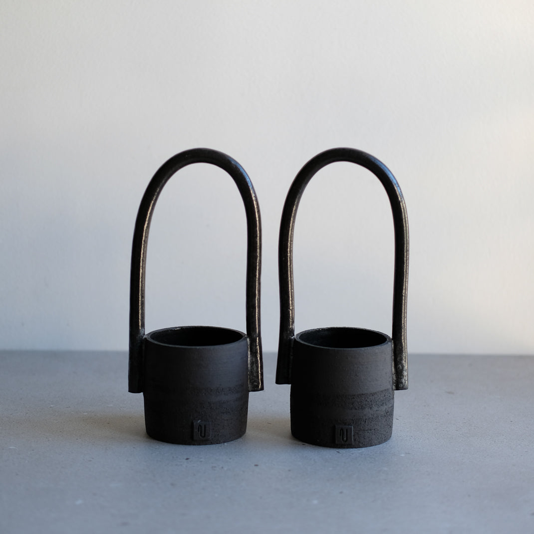 Pot Black Moon de Violaine Toth chez Brutal Ceramics